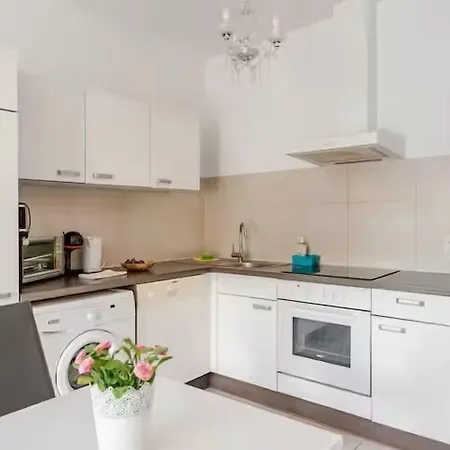 Vienna Airport Residences 3*