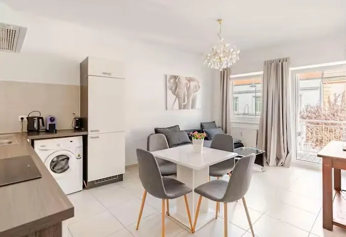 Апарт-отель Vienna Airport Residences